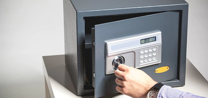 Jewelry Safe Unlocking Service in Rancho San Diego, California